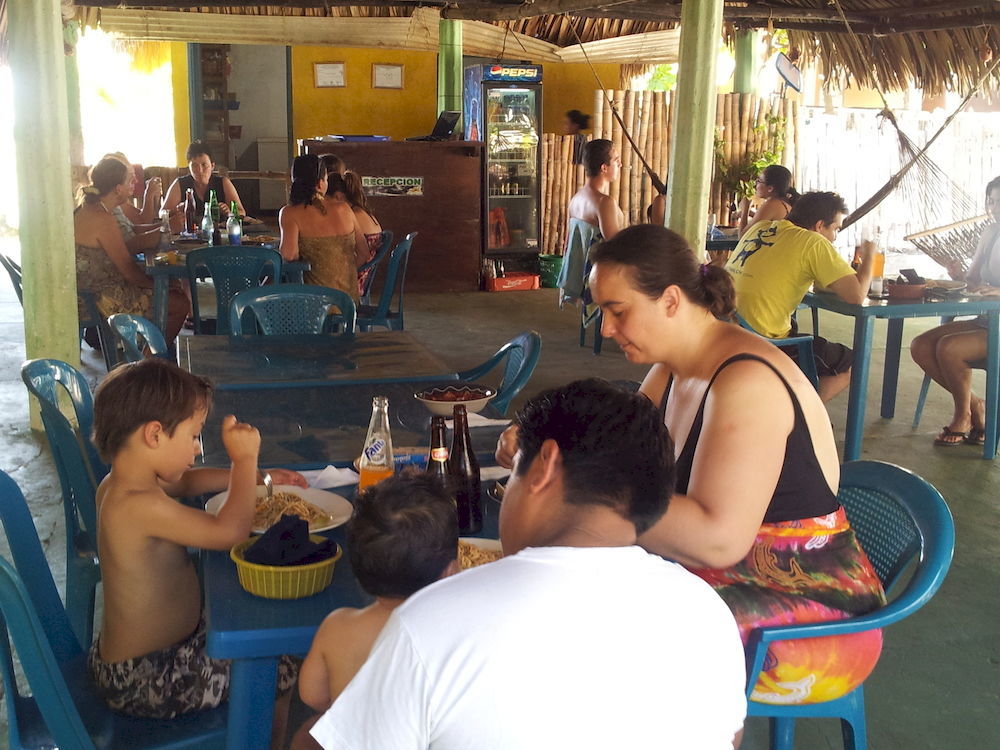 Eco-Hotel Playa Quilombo Las Lisas Exterior photo