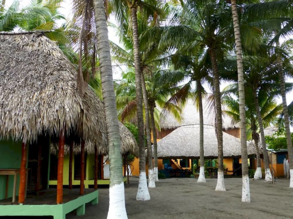 Eco-Hotel Playa Quilombo Las Lisas Exterior photo
