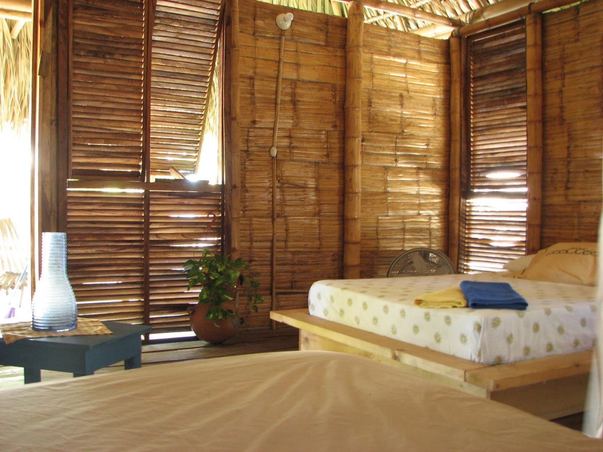 Eco-Hotel Playa Quilombo Las Lisas Exterior photo