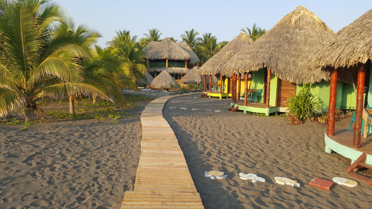 Eco-Hotel Playa Quilombo Las Lisas Exterior photo