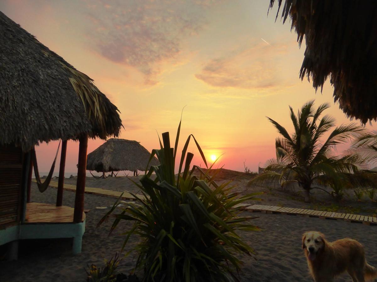Eco-Hotel Playa Quilombo Las Lisas Exterior photo