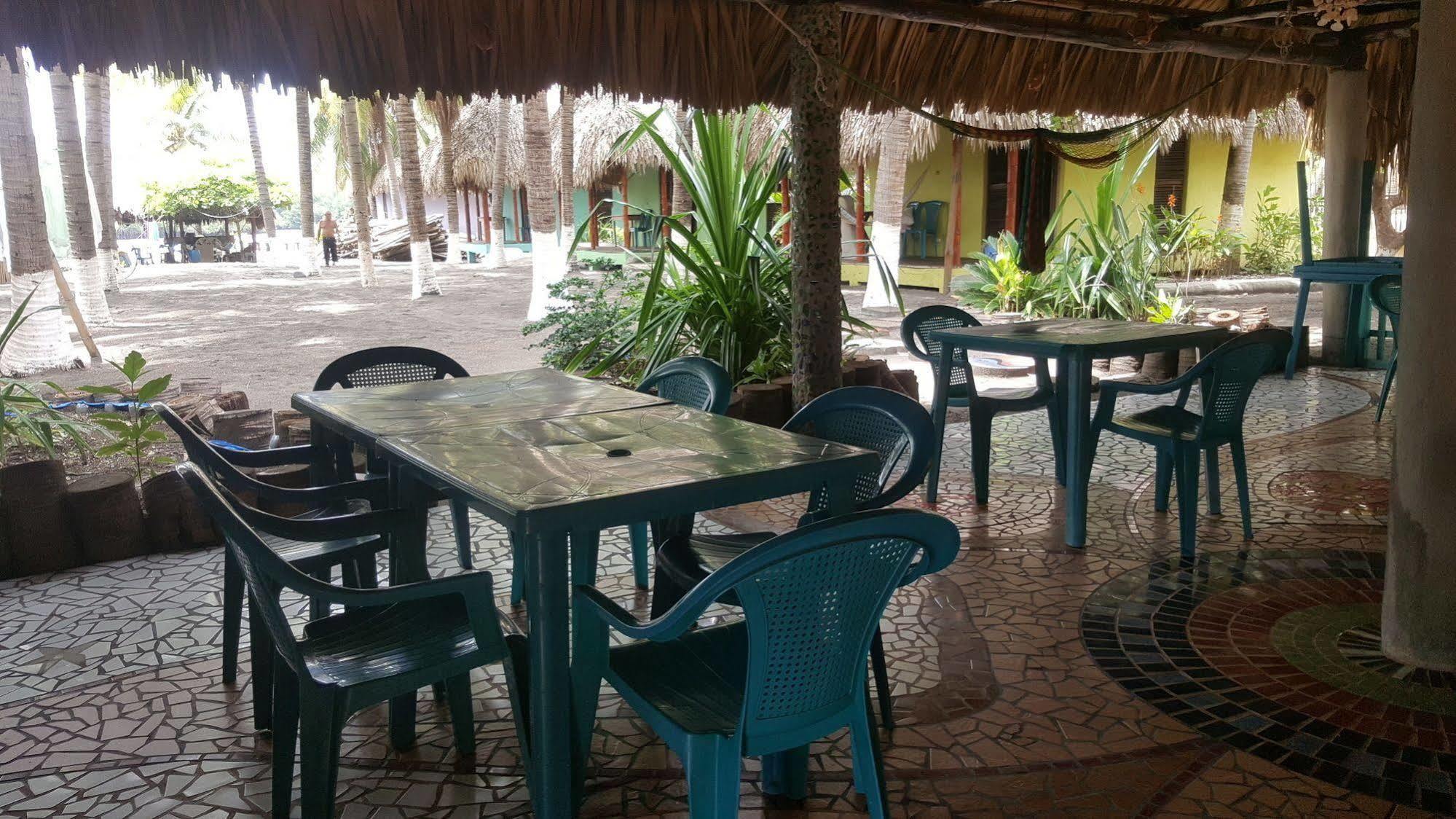 Eco-Hotel Playa Quilombo Las Lisas Exterior photo